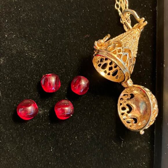 Handcrafted Gold-Tone Necklace "Gilded Cage-Balloon" w/Ruby-Red Beads 24"/26" - Picture 5 of 8